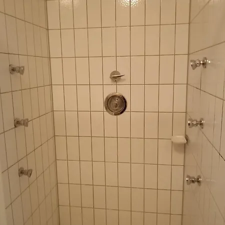 Apartmán Geraeumiges In Ruhiger Lage